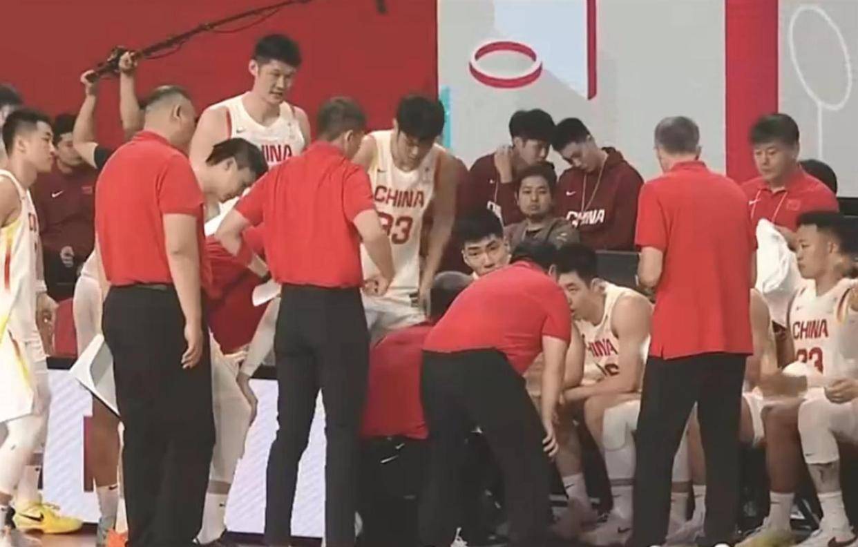 开云在线开户-风云突变山东男篮国际比赛日扳平良机关键时刻篮板制胜引欢呼，阿贾克斯围绕欧冠战术微调瞬间刷屏的简单介绍