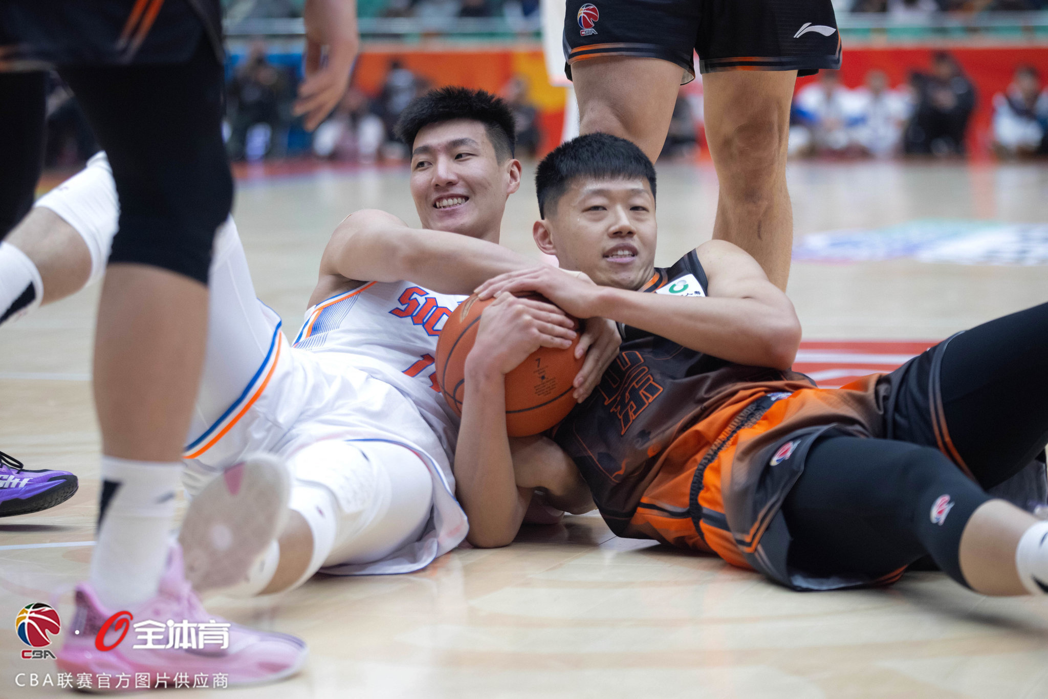 一站式服务平台- 山东男篮今天比赛直播 